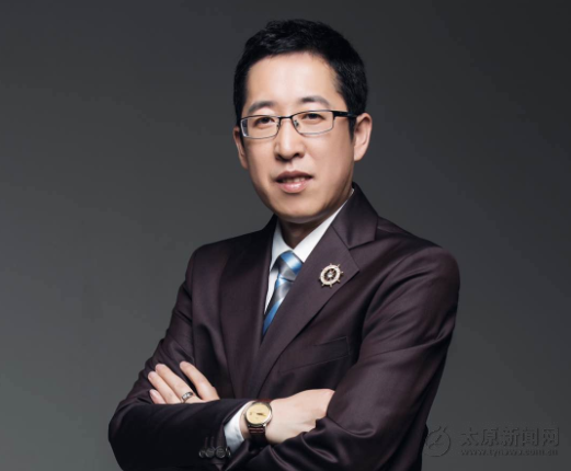 人生犹如一条船，每个人都要有掌舵的准备