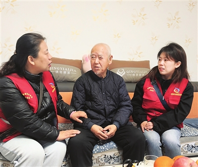 出门总迷路 格格伸援手 兴安社区台账里的温情守护