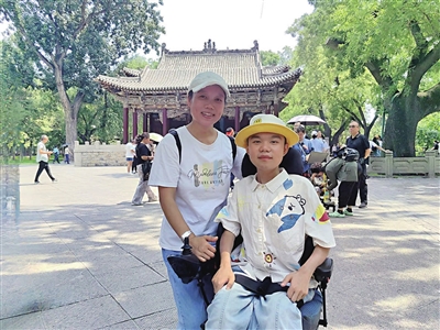 “来了就不想走” 重庆“00后”男孩的太原情缘